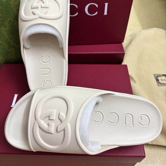 New! Gucci Interlocking G Platform Soft Rubber Slide Sandals - Picture 2 of 6